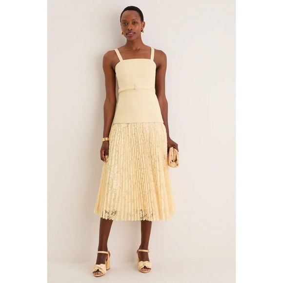 ASTR the Label Dresses & Skirts - NWT ASTR the Label Tuckernuck Yellow Caitlin Midi Dress (MSRP: $188) Size Medium